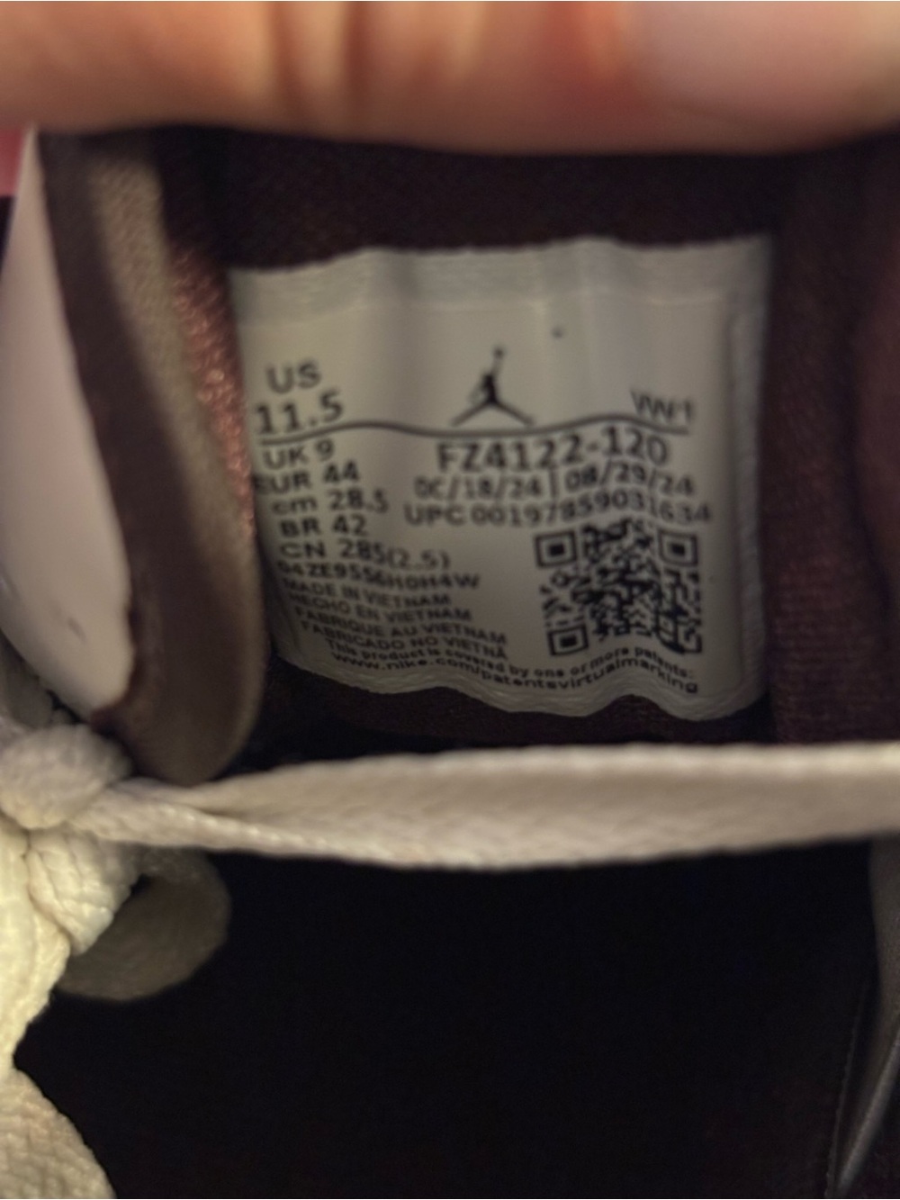 Jordan Women's Low-Top Sneakers in Cream & Dark Brown - Picture 7 of 7